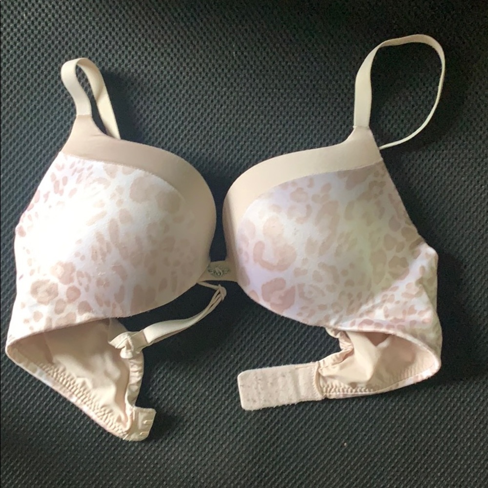 Victoria’s Secret push up bra